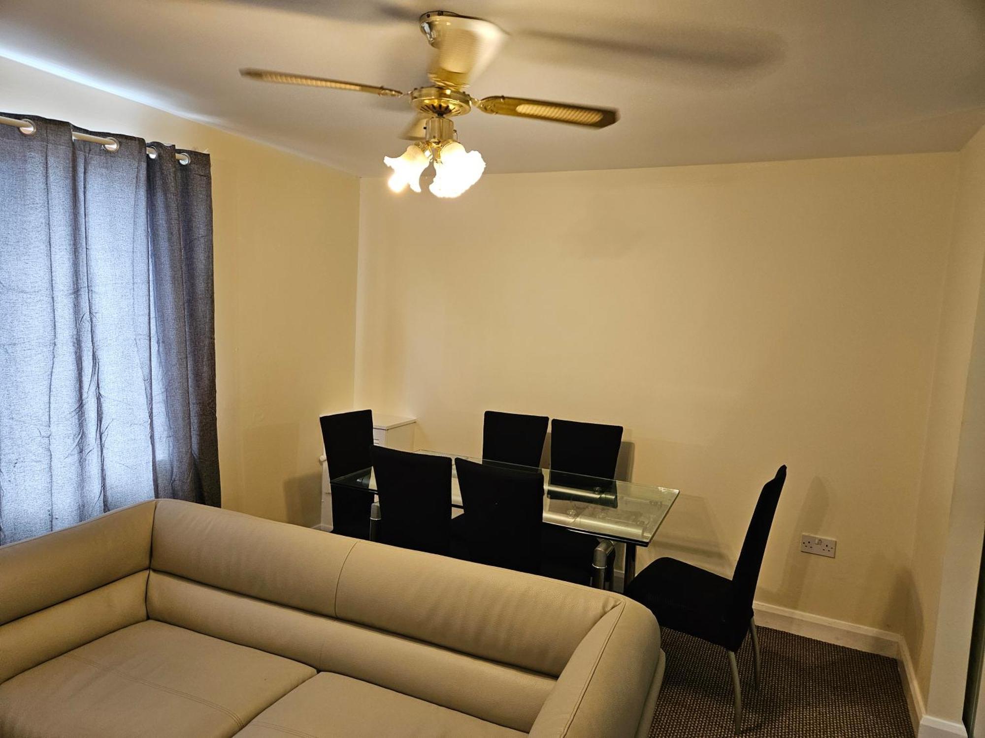 Appartement Stunning 2-bed Apt-freeparking Close To